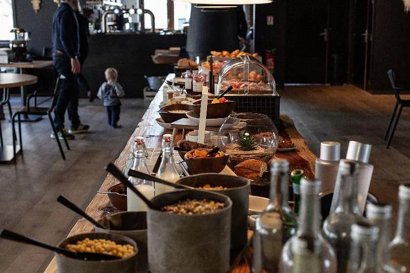 ****  Le Monetier Hotel France